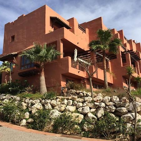 Luxurious Townhouse With Sea Views Villa Manilva Eksteriør bilde