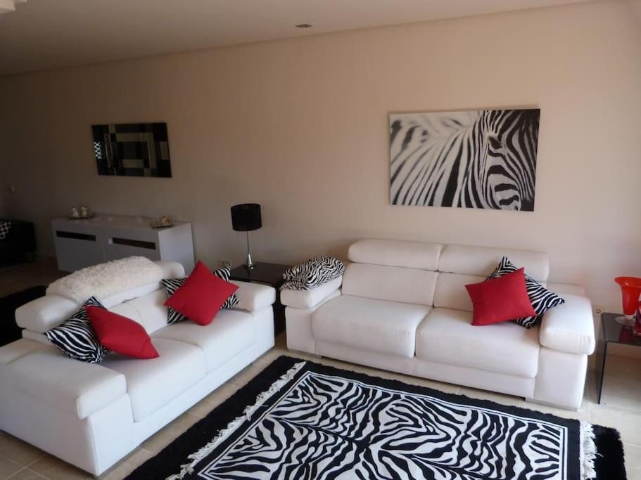 Luxurious Townhouse With Sea Views Villa Manilva Eksteriør bilde